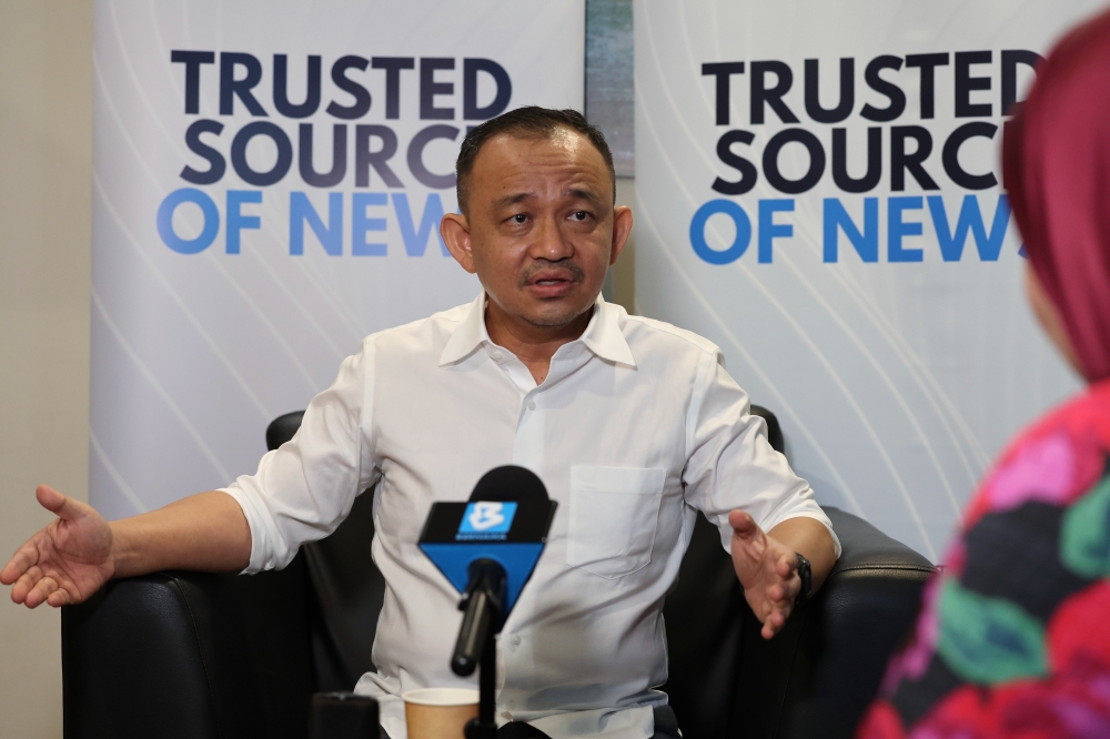 From traffic jams to teen dropouts: Pakatan’s Maszlee maps out Puteri Wangsa priorities