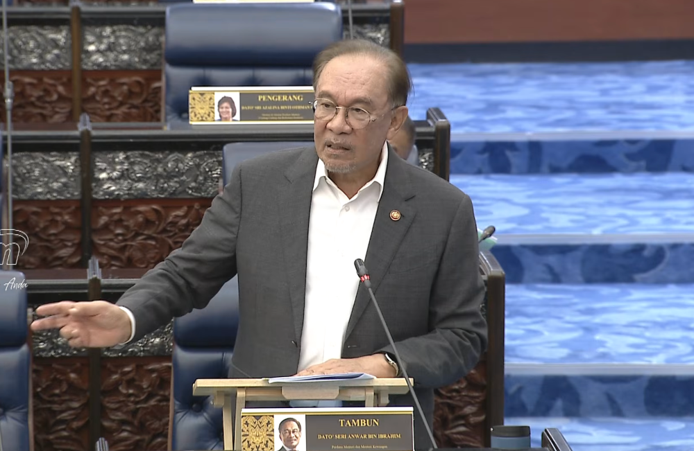 Anwar defends KPKT Johor project announcement, says no breach of election law over Budget 2026 allocation