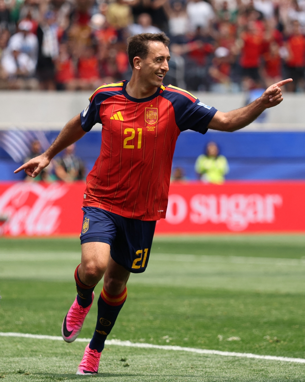 Oyarzabal double fires Spain past Austria and into World Cup last 16