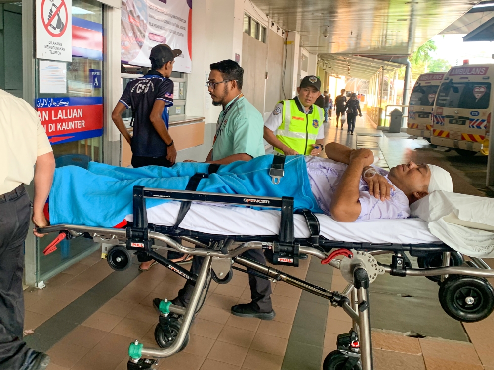 Thai authorities detain suspect in roadside bombing that injured two Malaysians