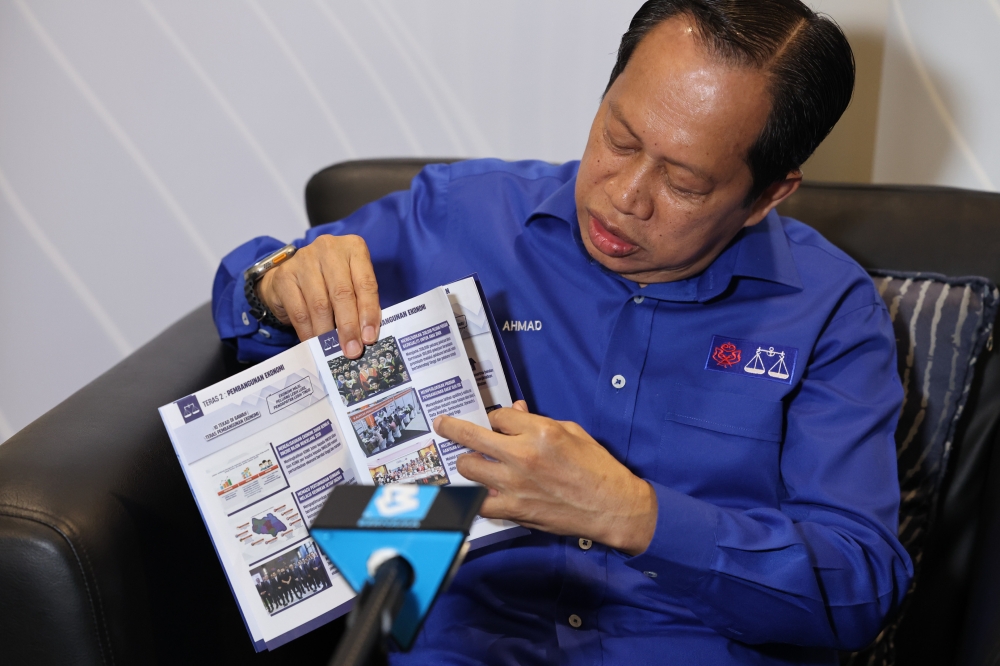 BN confident of victory, targets over 40 seats to retain Johor, says Ahmad Maslan