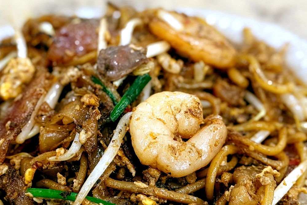 Plump prawns and crunchy bean sprouts. — Picture by CK Lim