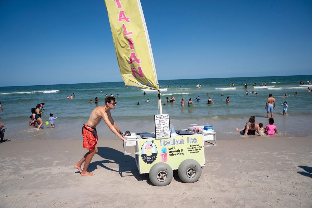 Dangerous heat wave roasts America's big birthday party