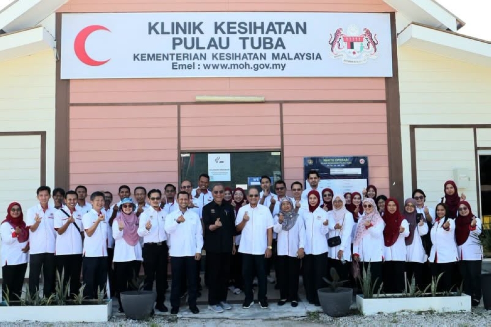 Health Ministry rolls out RM1.45m sea ambulance and birthing unit for Pulau Tuba islanders