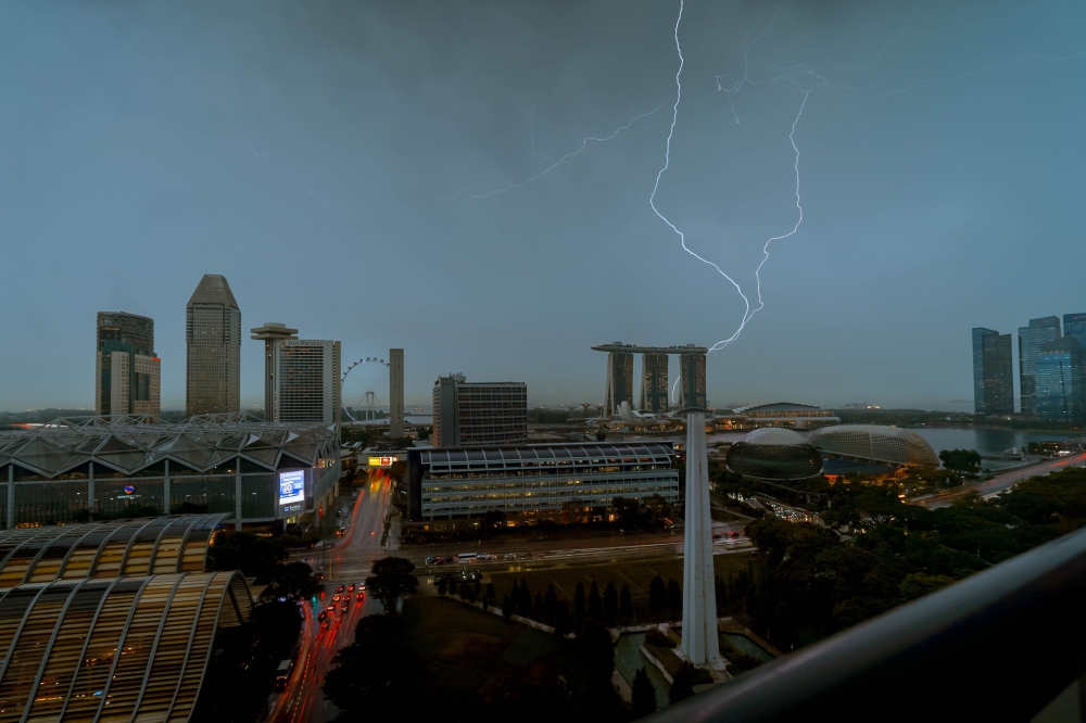 Singapore man, 24, dies after suspected lightning strike near Pasir Ris beach