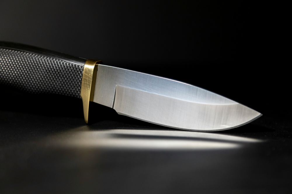 Witness: Schoolgirl stabbed after buying bread at canteen during Banting school recess