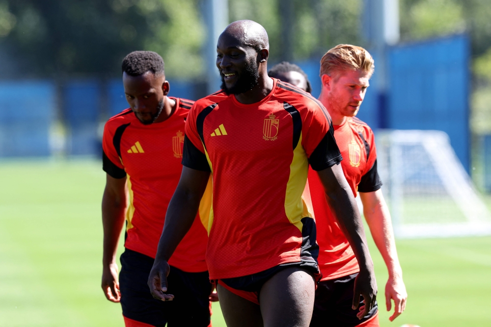 USA take on Belgium in World Cup last‑16 after Trump‑backed Balogun reprieve; Spain meet Portugal, England draw Norway