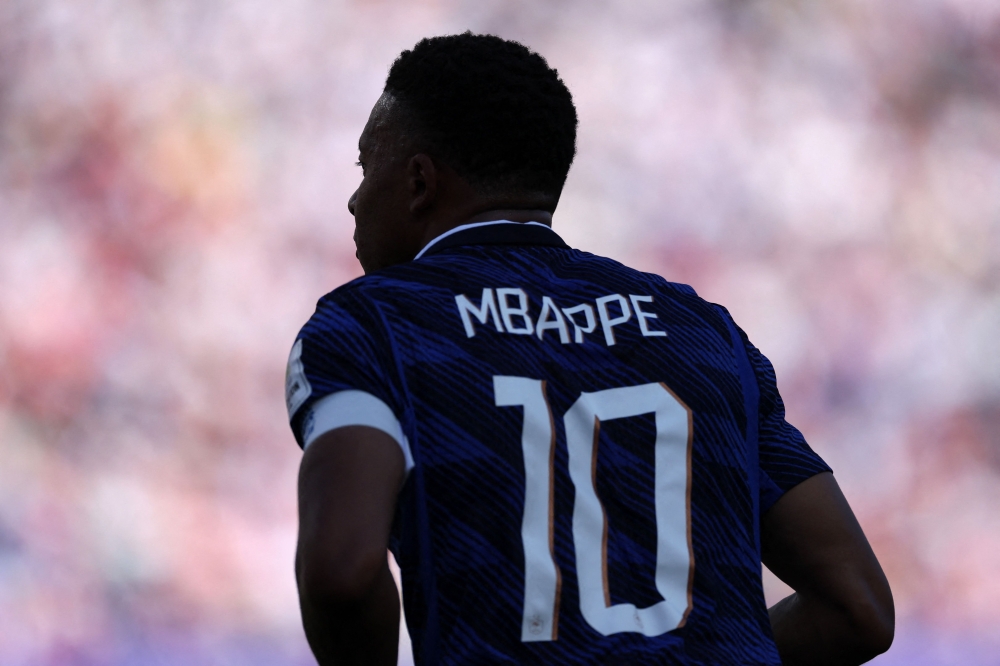 Mbappe condemns racist abuse by Paraguayan senator after World Cup clash