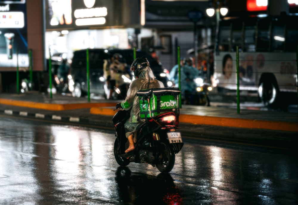 The author argues that Malaysia’s Gig Workers Act 2025 entrenches gig workers’ second-class status, calling for stronger protections modelled on the European Union’s platform work reforms. — Pexels pic