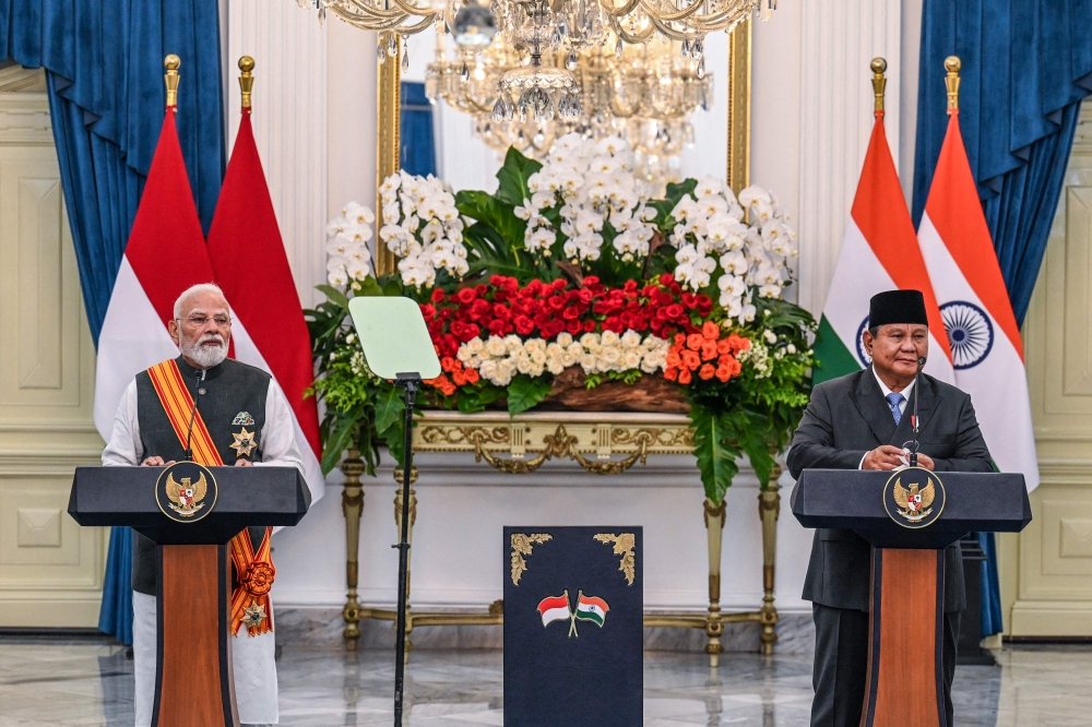 Indonesia, India sign defence deal on long‑range missiles