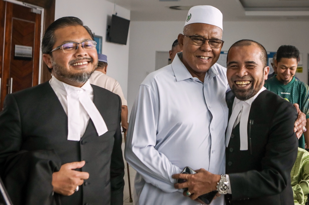 Court strikes out three ex‑assemblymen’s bid to challenge Perlis Speaker’s vacancy ruling