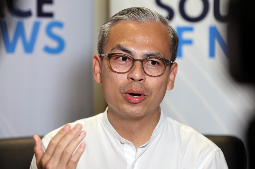 Fahmi: Govt retains mandatory retirement age for civil servants at 60