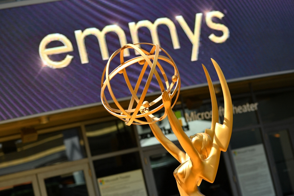 Emmy fever hits as ‘The Pitt’ stitches up the drama field and ‘Hacks’ gets the last laugh