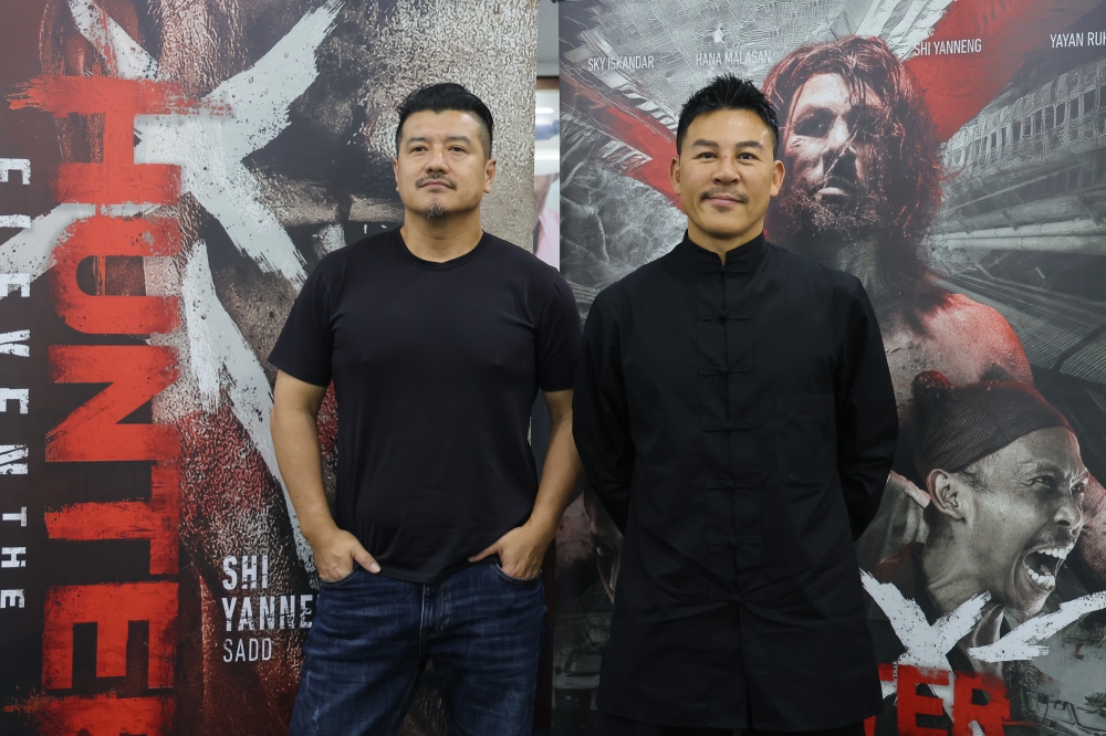 Shi and See posing for a photo during an interview recently. — Picture by Yusof Mat Isa