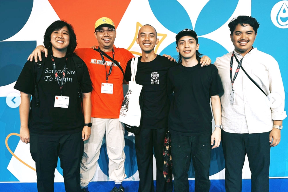 Nas was coached by Jhon Christhoper (second from left), founder of Fugol Coffee Roasters and a finalist at the World Brewers Cup 2022. — Picture courtesy of Nas Jaafar and Jhon Christhoper