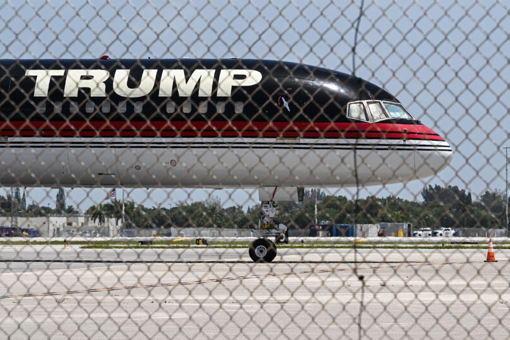 Scare Force One? Trump’s prized Qatar jet hits security turbulence
