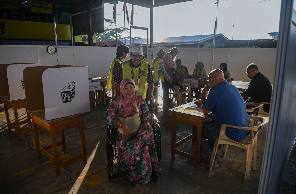 Johor polls: More than 709,000 voters cast ballots by 11am as turnout hits 26.43pc