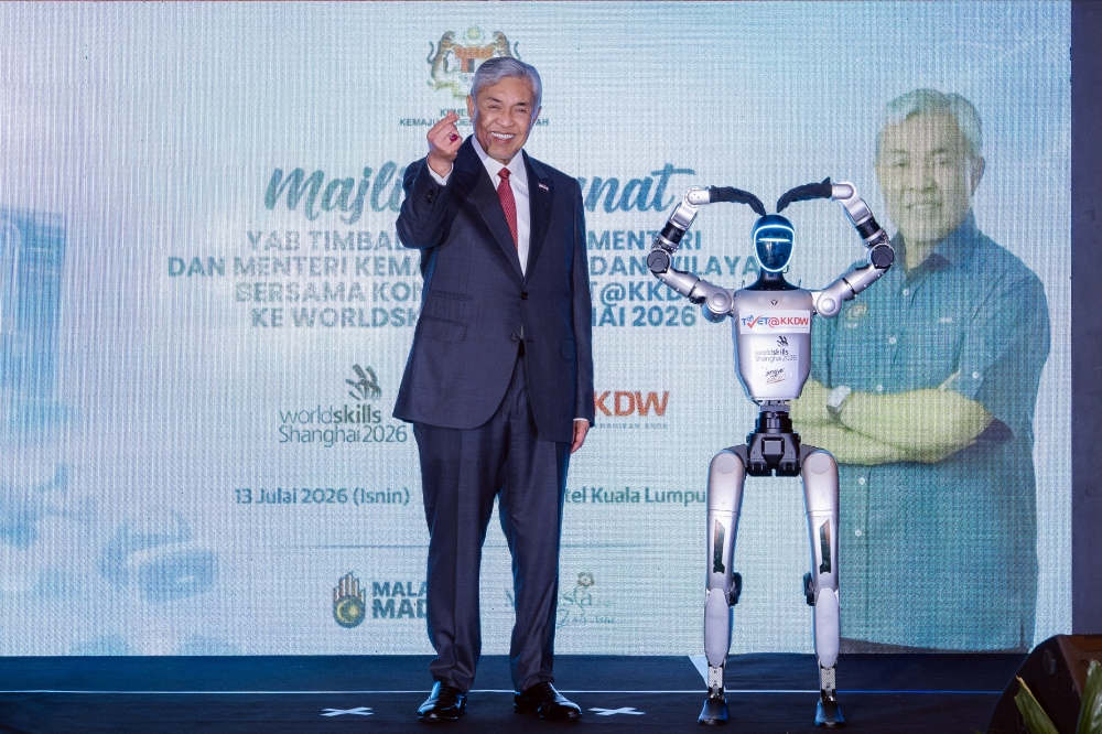 Zahid downplays Nga’s resignation vow, says Unity Government strong and ‘he’s my friend’