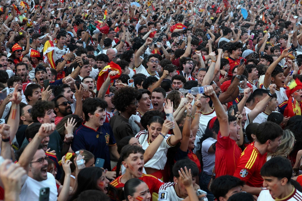 Madrid erupts in celebration as Spain move within touching distance of second World Cup crown