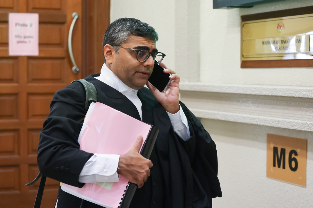 Lawyer Chetan Lachman Jethwani is pictured at the Kuala Lumpur High Court Complex on July 14, 2026. — Picture by Yusof Isa
