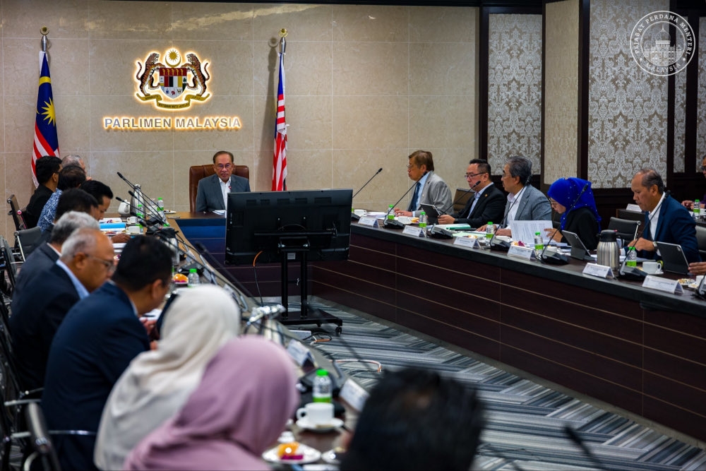 Malaysia to study national petroleum reserve plan amid global supply risks, says Anwar