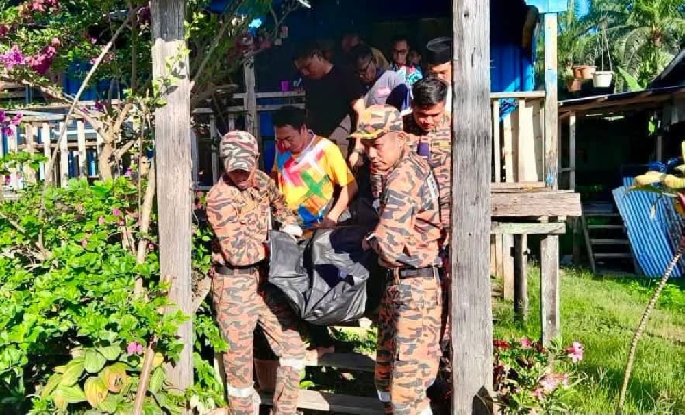 Father’s body found hours after crocodile attack witnessed by teenage son