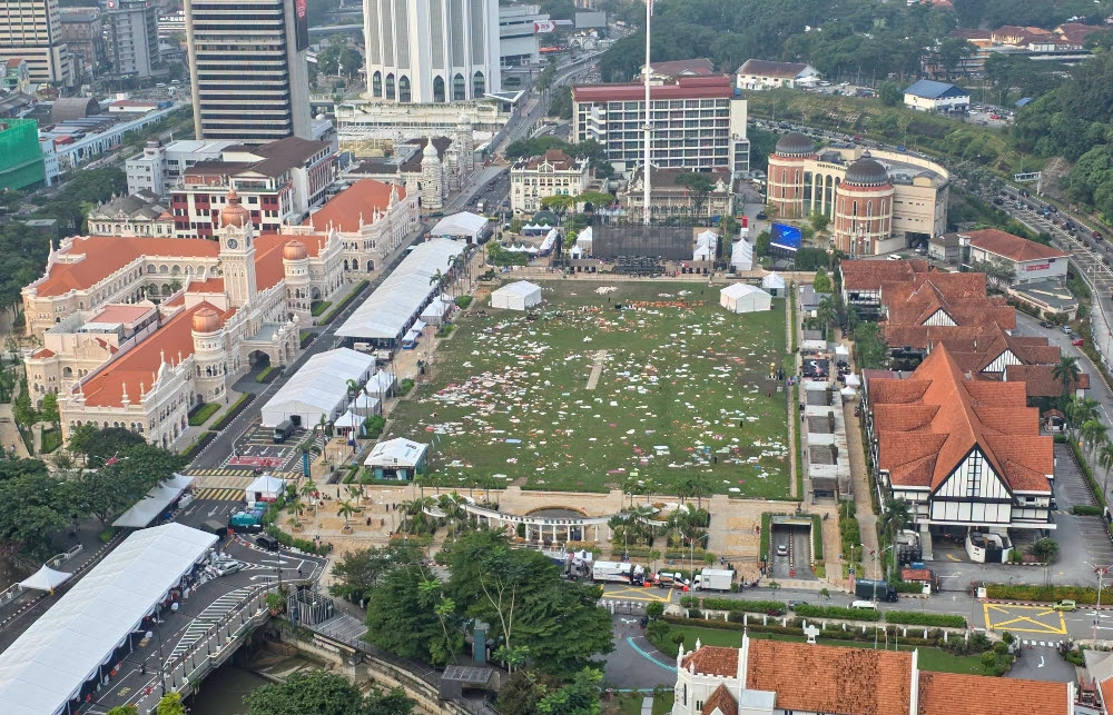 ‘Celebrate, don’t trash’: DBKL slams World Cup final fans over Dataran Merdeka litter