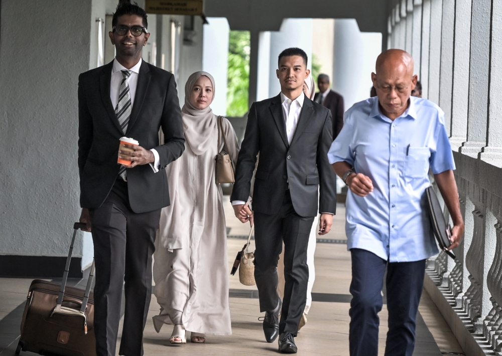 Sessions Court hears RM8m FashionValet transfer, Vivy Yusof and husband deny breach of trust