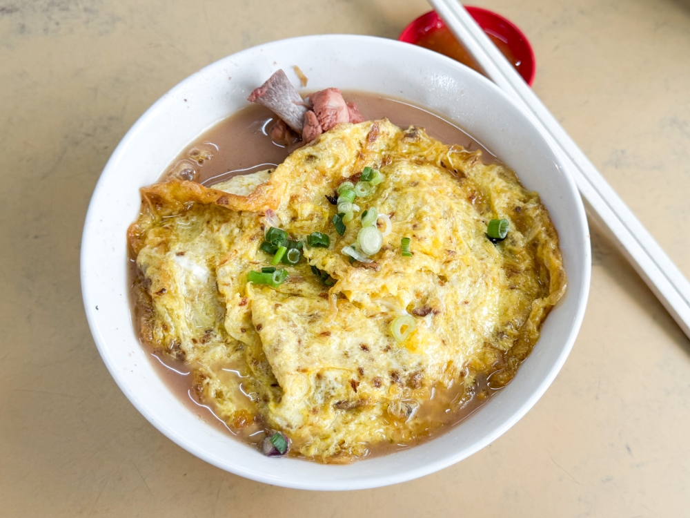 Say cheers to ‘pan mee’ paired with Foochow red wine at Taman Paramount’s Pak Yuu Kopitiam