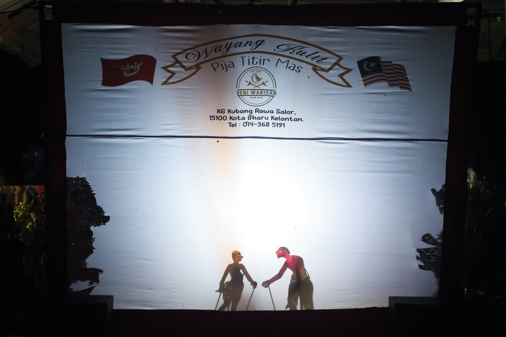 Difficulties in obtaining performance permits and a lack of successors continue to be major challenges for Kelantan ‘wayang kulit’ practitioners in their efforts to ensure the heritage art remains sustainable and relevant amidst changing times. — Bernama pic