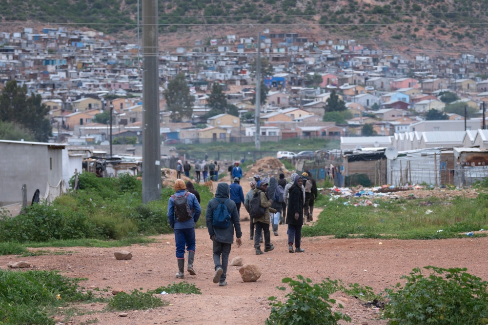‘Locals first’ push leaves South Africa scrambling for labour ‘Locals first’ push leaves South Africa scrambling for labour
