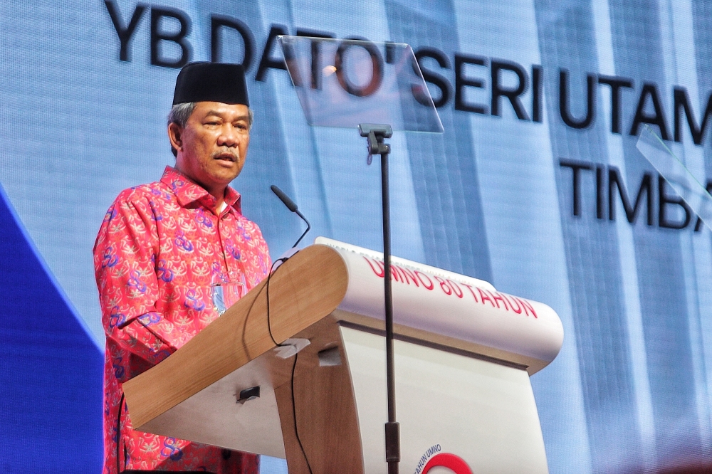 BN deputy president and Foreign Minister Datuk Seri Mohamad Hasan is defending one of Umno’s safest seats against PH’s Dr Azizul Hakim Mahdi. —Picture by Choo Choy May