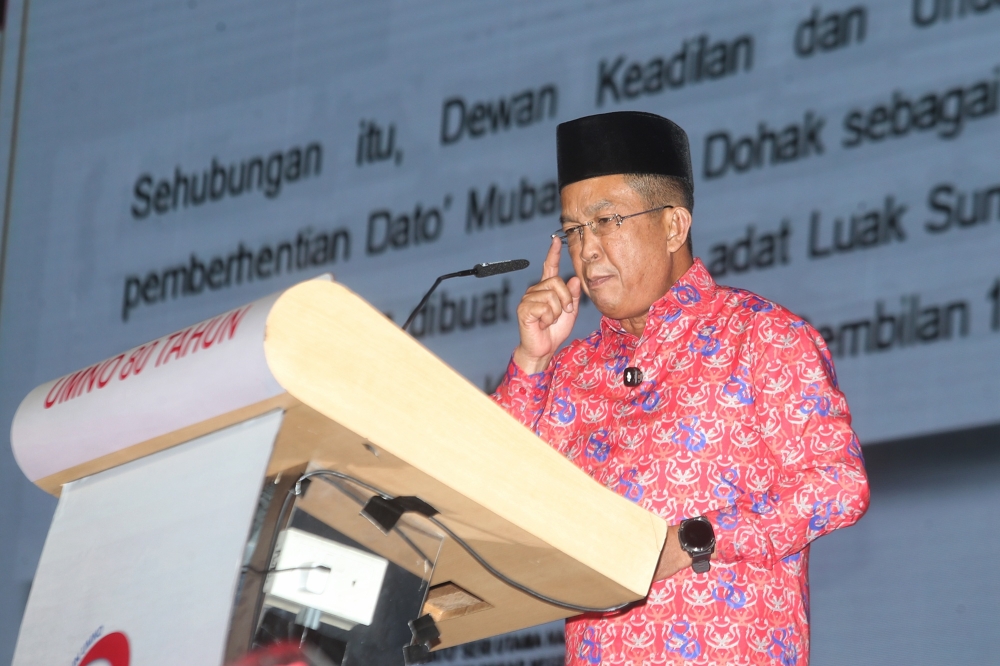 In Pertang, Negeri Sembilan Umno chief Datuk Seri Jalaluddin Alias is seeking re-election against PH’s Mohd Umry Abdul Khois and Bersatu’s Mohd Faizal Fadli Mohd Idrus. — Picture by Choo Choy May