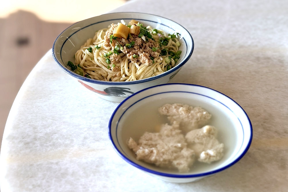 Hakka ‘mee’ with pork meat paste. — Pictures by CK Lim