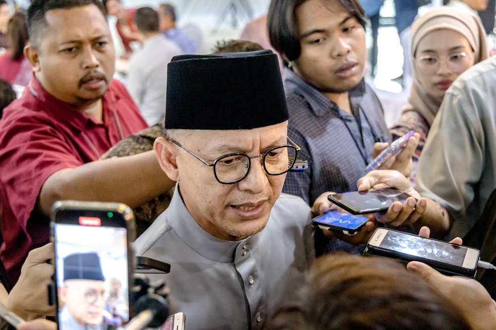 ‘If the head is gone, the tail will follow’: Bersatu leaders resign in Terengganu