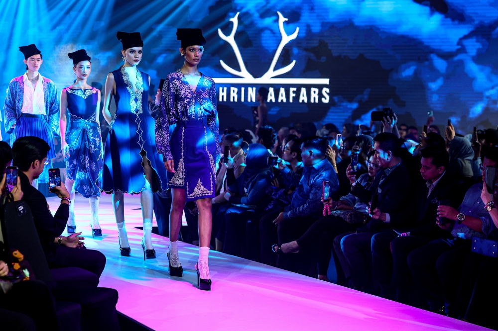 Perak artisanship shines in Zachrin Jaafars’ collection at KLFW. — Bernama pic