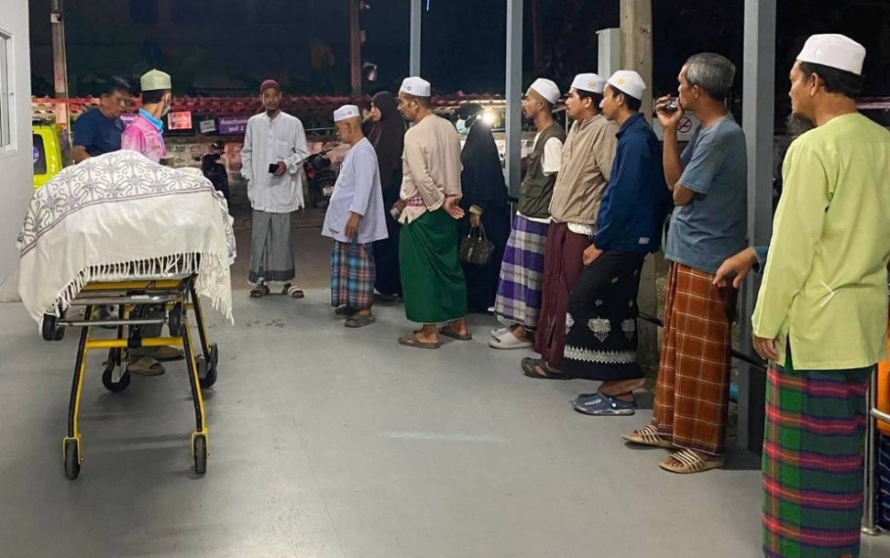 Malaysian tahfiz student killed, friend injured after motorcycle crashes into pole in Yala