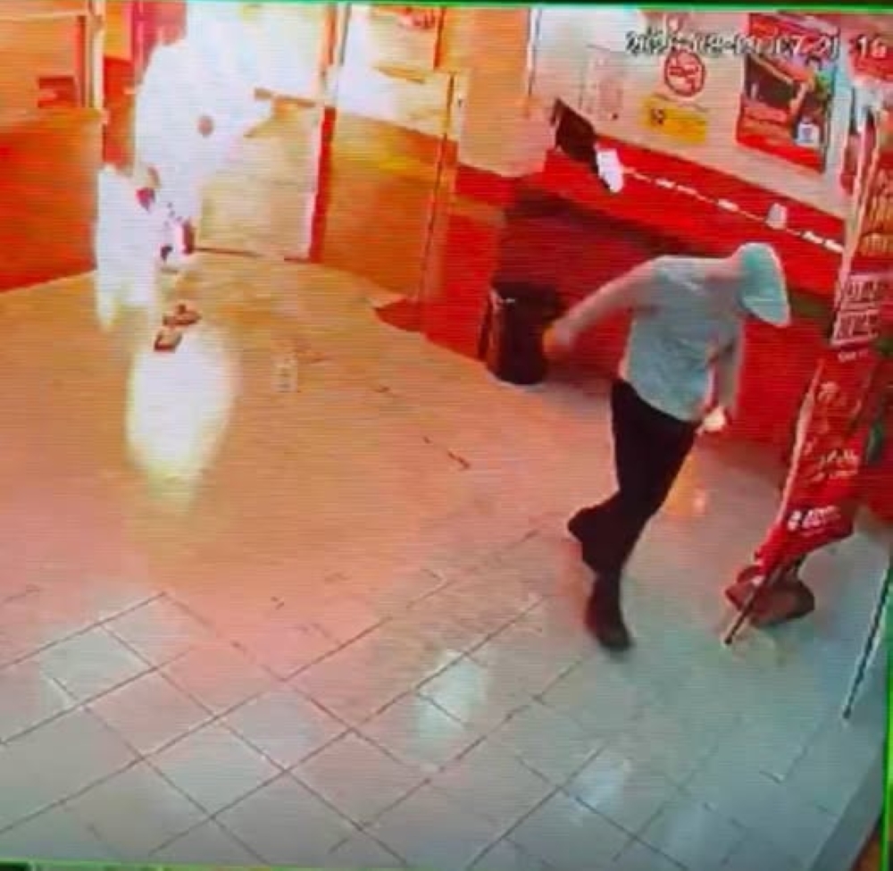Lim Lip Eng posts RM5,000 bounty after woman set alight in brutal Kepong petrol attack