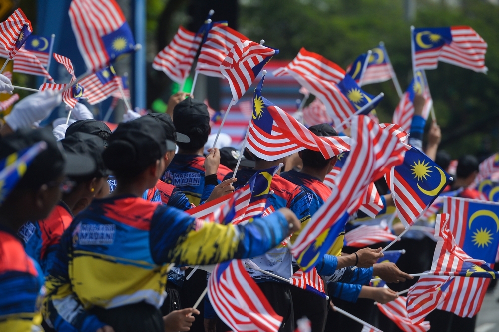 When Malaysians in the peninsula shout “Merdeka” on August 31, Malaysians in Sabah and Sarawak were intended to chant in unison. — Picture by Miera Zulyana