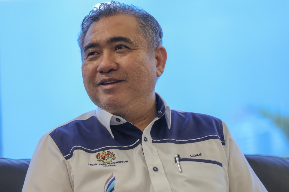 Loke said the ministry has also sought to encourage carpooling and ride-sharing, but the varied needs of commuters meant there was no single solution. — Picture by Yusof Isa