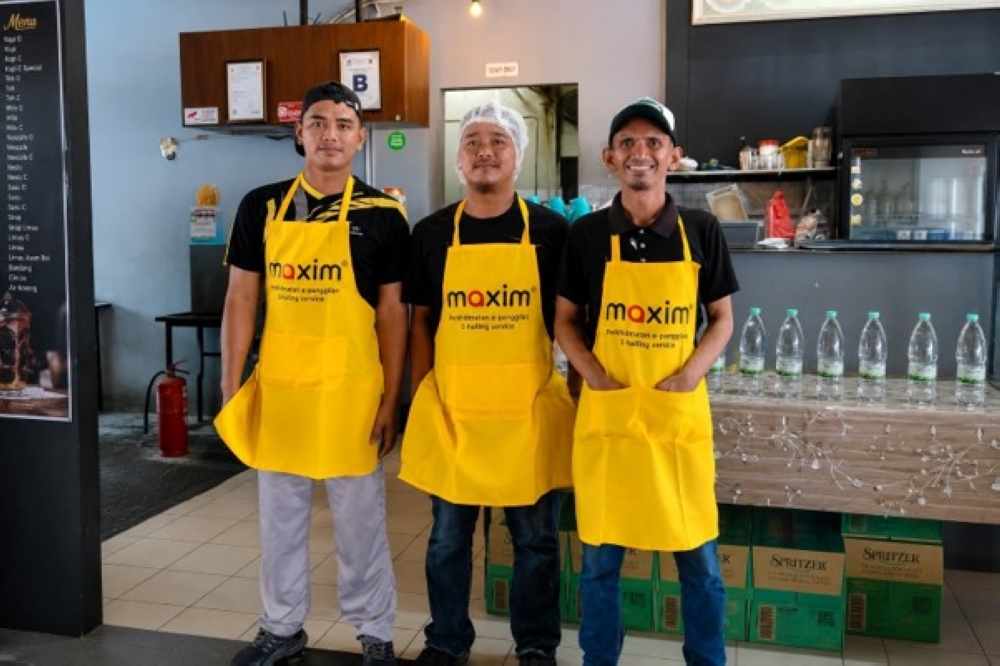  Maxim Malaysia provides branded equipment and practical materials to help small businesses improve visibility and daily operations. — Picture courtesy of Maxim Malaysia 