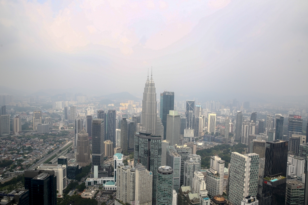 Consequently, Malaysia’s MSME predicament is actually part of a global problem: shop-scale capitalism is confronting platform-scale capitalism. — Picture by Yusof Mat Isa