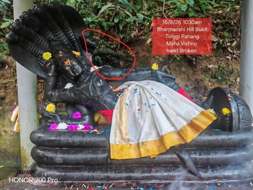 Police are investigating the desecration of statues of Hindu deities at the Brahmarishi Temple in Bukit Tinggi, Pahang believed to have taken place on August 16, 2026. — Picture from X/UpdateInfo