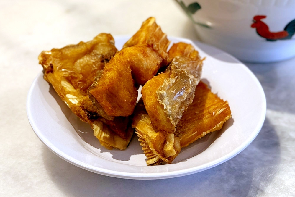 Fried ‘sung’ fish slices. — Picture by CK Lim