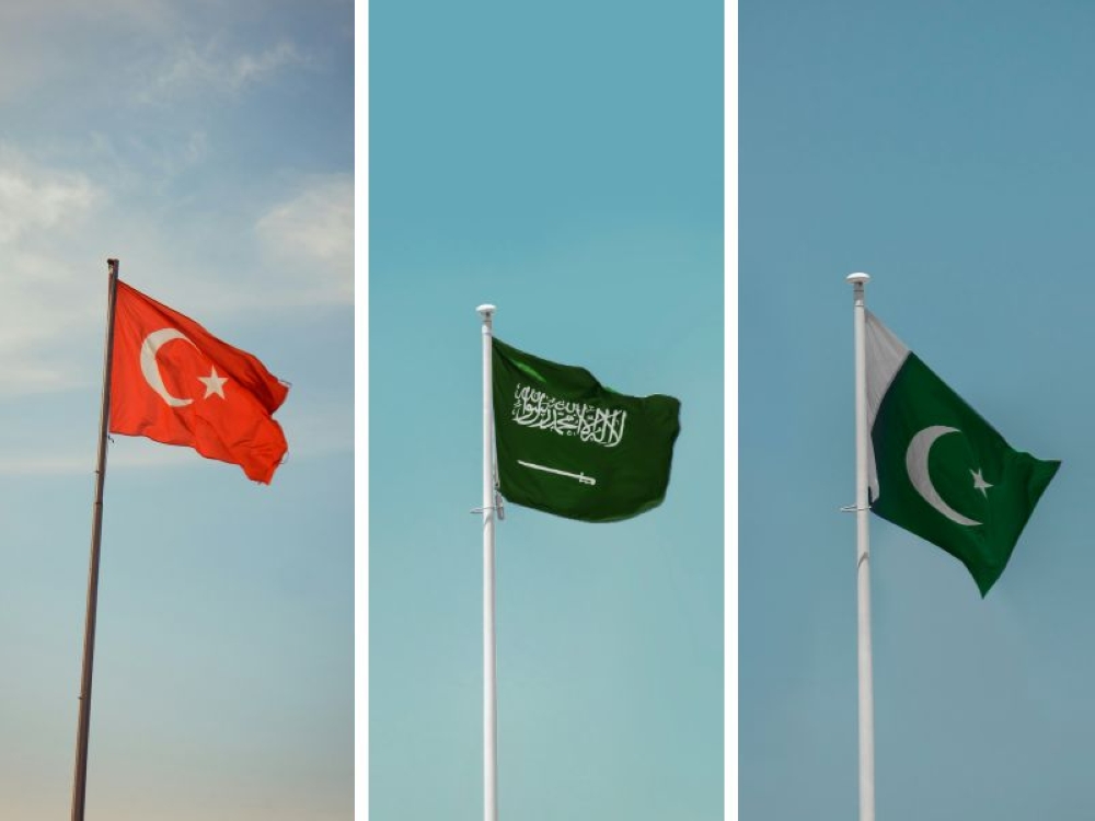 The author says the Mecca Agreement is built on complementary strengths — Saudi resources and religious standing, Türkiye’s Nato-scale military-industrial base, and Pakistan’s status as the Muslim world’s only nuclear-armed state. — Unsplash pics