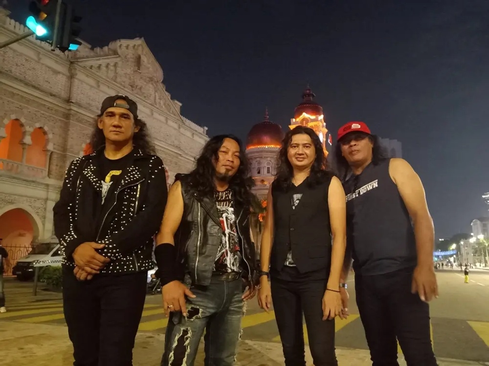 Meditasi, originally formed in 1983 under the name Metal Wizard before rebranding in 1989, rose to prominence during the golden era of Malaysian rock in the 1990s. — Picture via Facebook/Azreen Meditasi