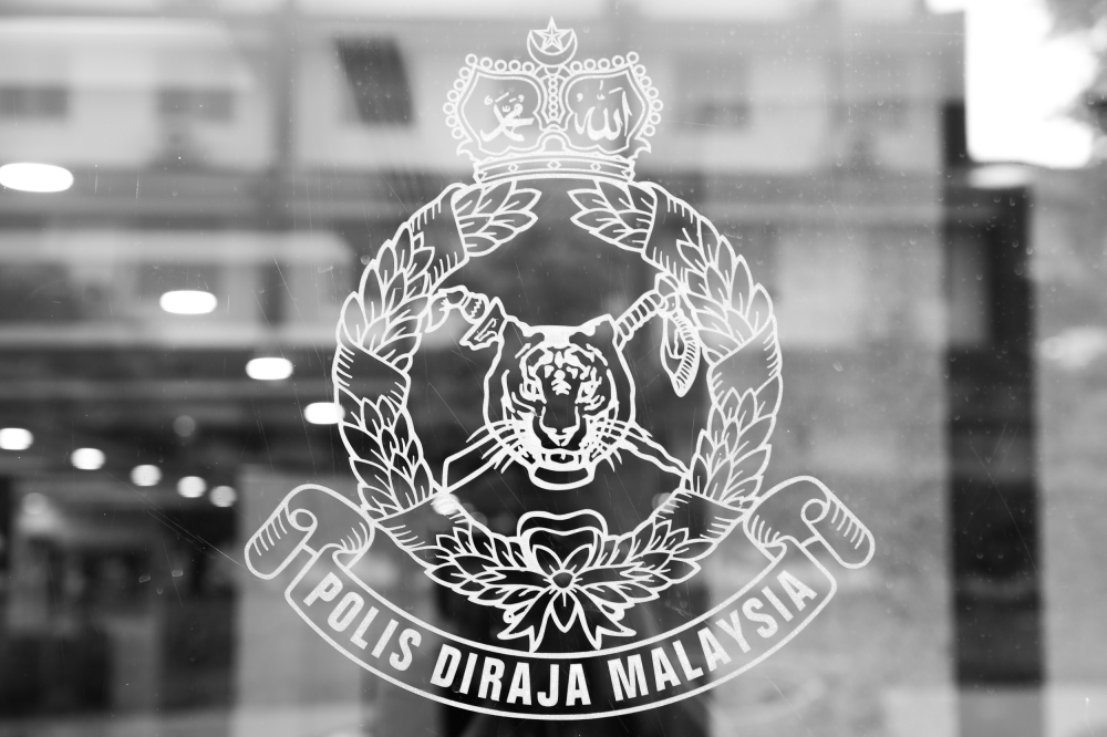 Marine police officer shot while colleague unloads firearm in Lahad Datu