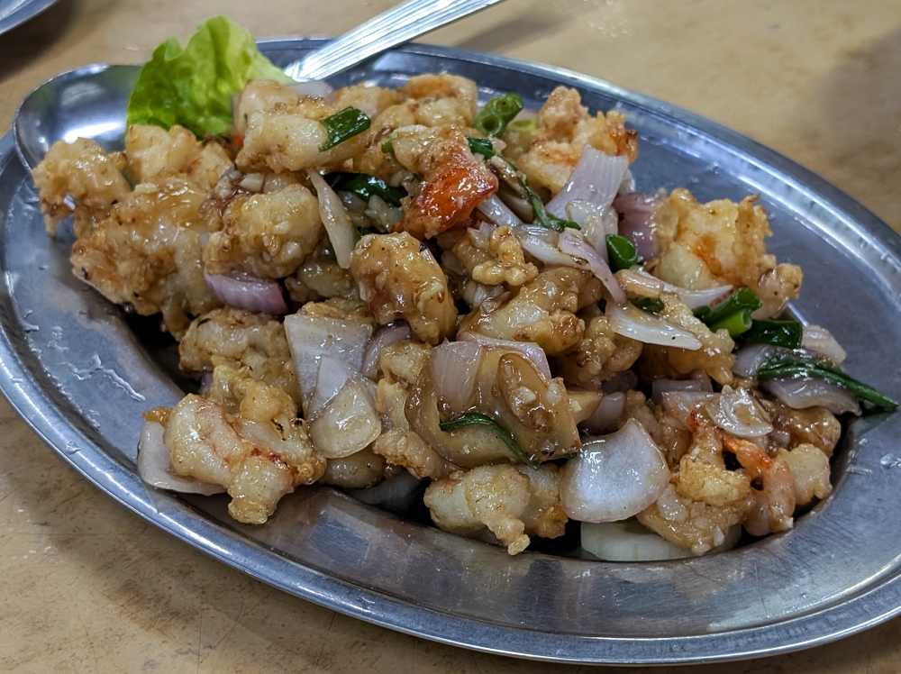 ‘Ha po’ or slipper lobster, battered and lightly fried with scallions and onions — Picture by Ethan Lau