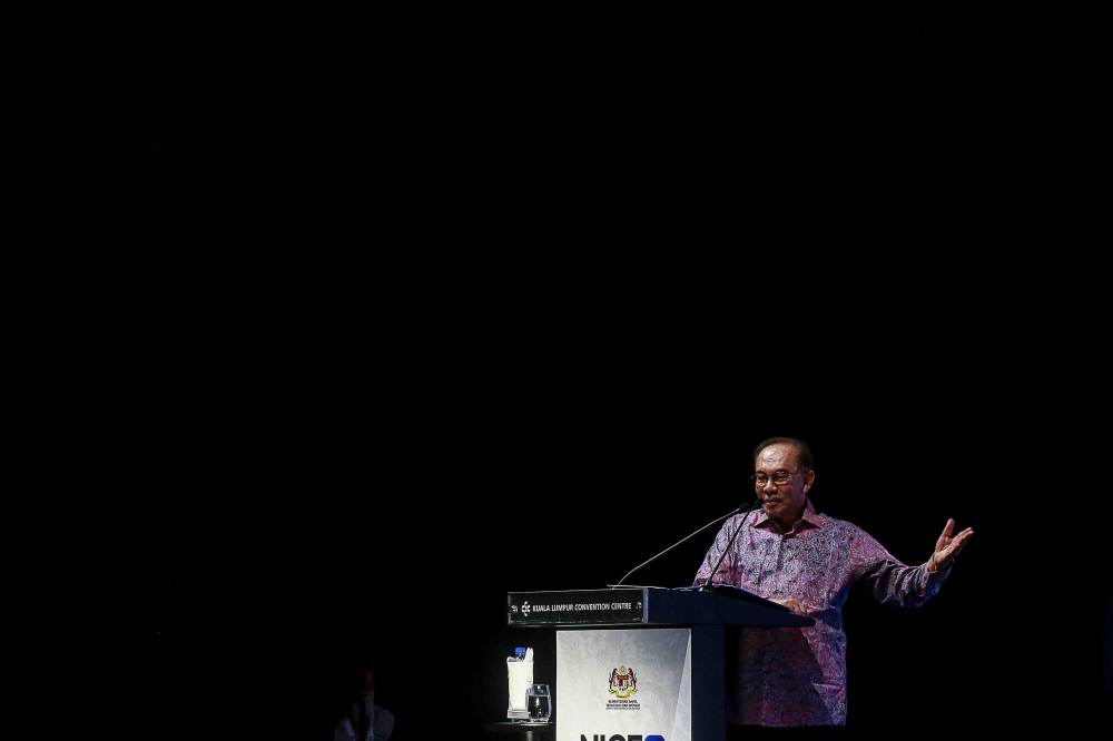 Anwar begins two-day Penang visit with students, community events and Scout jamboree