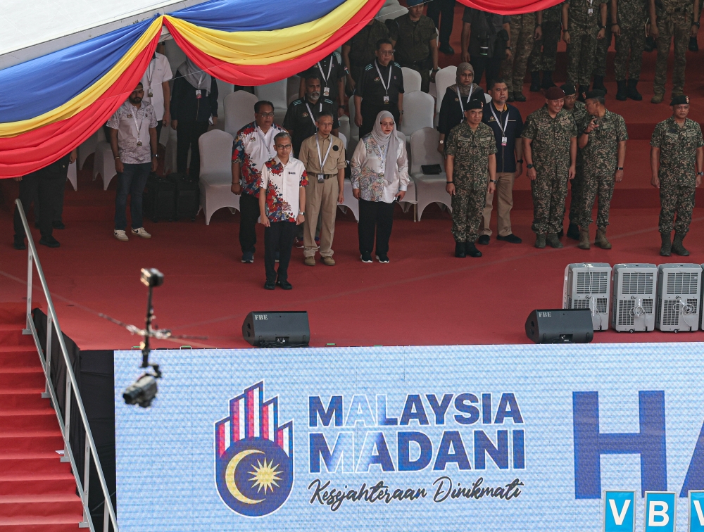 Communications Minister Datuk Seri Fahmi Fadzil inspects the full rehearsal for the 2026 National Day parade at Dataran Putrajaya August 29, 2026. — Bernama pic